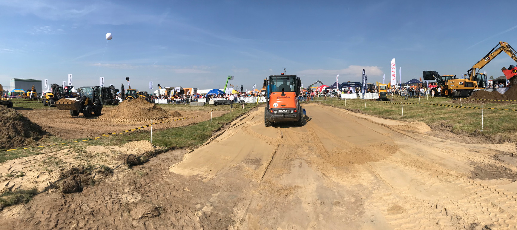 HITACHI ZW 95